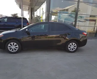 Noleggio auto Toyota Corolla Sedan 2014 in Georgia, con carburante Benzina e 132 cavalli di potenza ➤ A partire da 140 GEL al giorno.