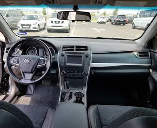 Noleggio Toyota Camry. Auto Comfort, Premium per il noleggio in Georgia ✓ Cauzione di Deposito di 200 GEL ✓ Opzioni assicurative RCT, CDW, SCDW, Passeggeri, Furto.