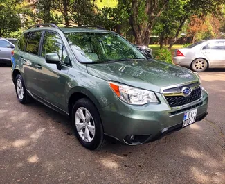 Vista frontale di un noleggio Subaru Forester a Tbilisi, Georgia ✓ Auto #664. ✓ Cambio Automatico TM ✓ 0 recensioni.