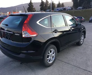 Noleggio auto Honda CR-V 2015 in Georgia, con carburante Benzina e 160 cavalli di potenza ➤ A partire da 138 GEL al giorno.