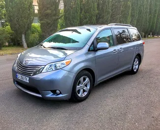 Noleggio auto Toyota Sienna #668 Automatico a Tbilisi, dotata di motore 3,5L ➤ Da Elena in Georgia.