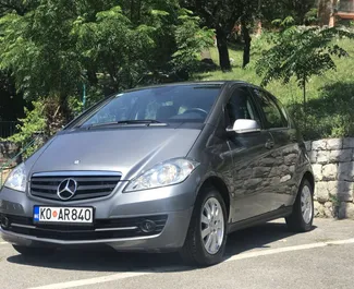 Vista frontale di un noleggio Mercedes-Benz A180 cdi a Rafailovici, Montenegro ✓ Auto #497. ✓ Cambio Automatico TM ✓ 6 recensioni.