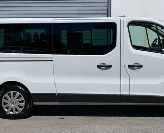 Noleggio auto Renault Trafic 2017 in Grecia, con carburante Diesel e 115 cavalli di potenza ➤ A partire da 78 EUR al giorno.