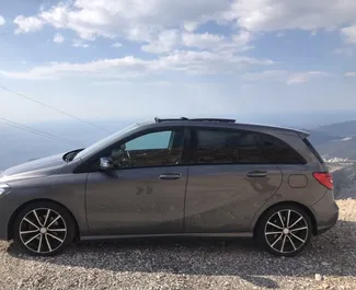 Noleggio Mercedes-Benz B180. Auto Comfort, Premium per il noleggio in Montenegro ✓ Cauzione di Deposito di 200 EUR ✓ Opzioni assicurative RCT, CDW, SCDW, All'estero.