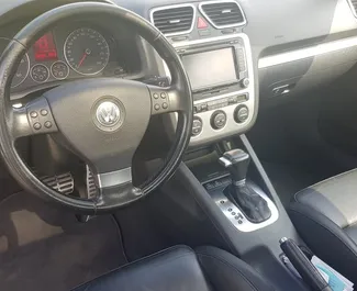 Noleggio Volkswagen Eos. Auto Comfort, Cabrio per il noleggio in Montenegro ✓ Cauzione di Senza deposito ✓ Opzioni assicurative RCT, CDW, SCDW, Passeggeri, Furto, All'estero.