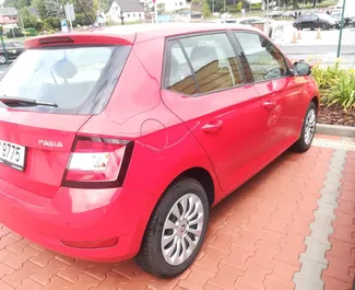 Noleggio auto Skoda Fabia #34 Manuale a Praga, dotata di motore 1,2L ➤ Da Lilia in Cechia.