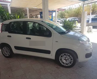 Vista frontale di un noleggio Fiat Panda a Rodi, Grecia ✓ Auto #1490. ✓ Cambio Manuale TM ✓ 2 recensioni.