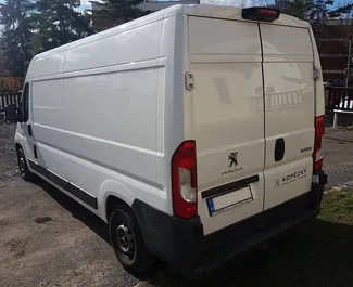 Noleggio auto Peugeot Boxer #1580 Manuale a Praga, dotata di motore 2,3L ➤ Da Vadim in Cechia.