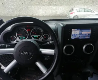 Noleggio Jeep Wrangler. Auto Comfort, SUV per il noleggio in Georgia ✓ Cauzione di Deposito di 1080 GEL ✓ Opzioni assicurative RCT, CDW.