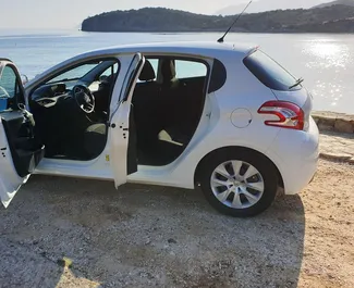 Noleggio auto Peugeot 208 2018 in Grecia, con carburante Benzina e 82 cavalli di potenza ➤ A partire da 31 EUR al giorno.