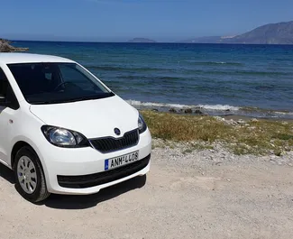 Vista frontale di un noleggio Skoda Citigo a Creta, Grecia ✓ Auto #1774. ✓ Cambio Automatico TM ✓ 2 recensioni.