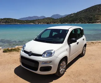 Vista frontale di un noleggio Fiat Panda a Creta, Grecia ✓ Auto #1766. ✓ Cambio Manuale TM ✓ 0 recensioni.