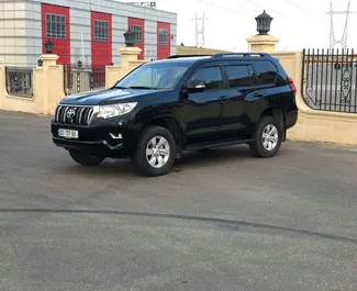 Noleggio auto Toyota Land Cruiser Prado 2019 in Georgia, con carburante Diesel e 200 cavalli di potenza ➤ A partire da 300 GEL al giorno.