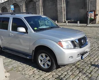 Motore Benzina da 4,0L di Nissan Pathfinder 2012 per il noleggio a Tbilisi.