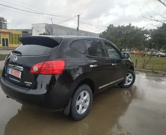 Noleggio Nissan Rogue. Auto Comfort, Crossover per il noleggio in Georgia ✓ Cauzione di Deposito di 150 GEL ✓ Opzioni assicurative RCT, FDW, Passeggeri, Furto, All'estero.