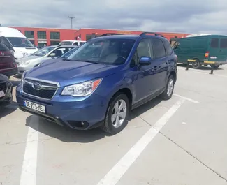 Subaru Forester 2016 disponibile per il noleggio a Tbilisi, con limite di chilometraggio di illimitato.