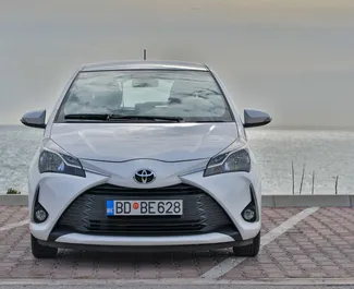 Noleggio auto Toyota Yaris 2019 in Montenegro, con carburante Benzina e 110 cavalli di potenza ➤ A partire da 30 EUR al giorno.