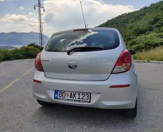 Noleggio Hyundai i20. Auto Economica, Comfort per il noleggio in Montenegro ✓ Cauzione di Deposito di 100 EUR ✓ Opzioni assicurative RCT, CDW, SCDW, Passeggeri, Furto, All'estero.