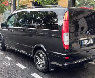 Vista frontale di un noleggio Mercedes-Benz Vito a Tbilisi, Georgia ✓ Auto #1306. ✓ Cambio Automatico TM ✓ 6 recensioni.