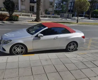 Noleggio auto Mercedes-Benz E-Class Cabrio 2017 a Cipro, con carburante Diesel e 110 cavalli di potenza ➤ A partire da 126 EUR al giorno.