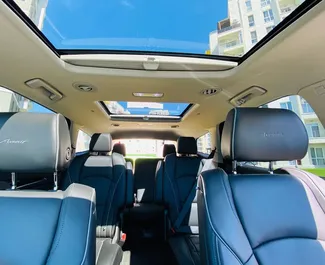 Buick Enclave 2020 disponibile per il noleggio a Tbilisi, con limite di chilometraggio di illimitato.