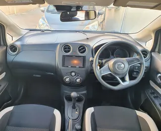 Noleggio Nissan Note. Auto Economica, Comfort per il noleggio a Cipro ✓ Cauzione di Senza deposito ✓ Opzioni assicurative RCT, CDW.