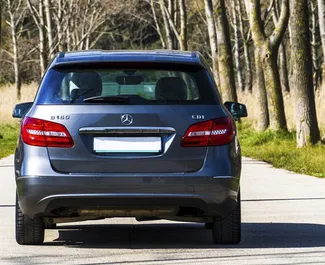 Motore Diesel da 1,8L di Mercedes-Benz B180 2014 per il noleggio in Becici.