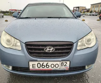 Vista frontale di un noleggio Hyundai Elantra a Simferopol, Crimea ✓ Auto #3077. ✓ Cambio Automatico TM ✓ 0 recensioni.