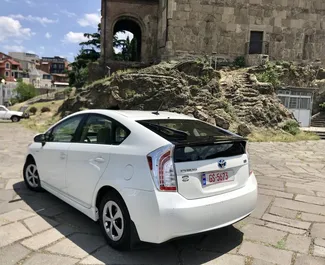 Noleggio auto Toyota Prius #3159 Automatico a Tbilisi, dotata di motore 1,8L ➤ Da Giorgi in Georgia.