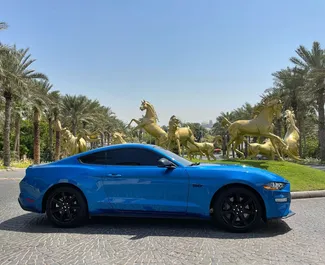 Noleggio auto Ford Mustang GT 2021 negli Emirati Arabi Uniti, con carburante Benzina e 460 cavalli di potenza ➤ A partire da 589 AED al giorno.
