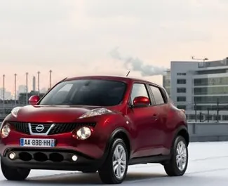 Vista frontale di un noleggio Nissan Juke a Creta, Grecia ✓ Auto #3160. ✓ Cambio Manuale TM ✓ 0 recensioni.