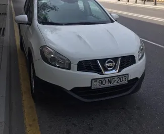 Noleggio Nissan Qashqai. Auto Comfort, Crossover per il noleggio in Azerbaigian ✓ Cauzione di Deposito di 350 AZN ✓ Opzioni assicurative RCT, CDW, Furto.