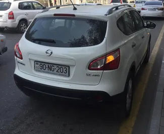 Vista frontale di un noleggio Nissan Qashqai a Baku, Azerbaigian ✓ Auto #3507. ✓ Cambio Automatico TM ✓ 1 recensioni.
