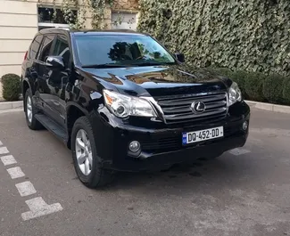 Vista frontale di un noleggio Lexus Gx460 a Tbilisi, Georgia ✓ Auto #3805. ✓ Cambio Automatico TM ✓ 0 recensioni.