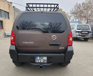 Interni di Nissan X-Terra in affitto in Georgia. Un'ottima auto da 5 posti con cambio Automatico.