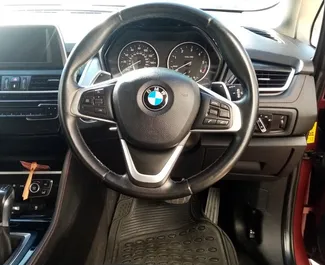 Noleggio BMW 220 Activ Tourer. Auto Comfort, Premium, Monovolume per il noleggio a Cipro ✓ Cauzione di Deposito di 500 EUR ✓ Opzioni assicurative RCT, CDW, Giovane.