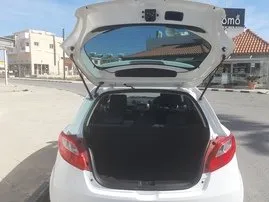 Noleggio auto Mazda Demio #830 Automatico a Larnaca, dotata di motore 1,4L ➤ Da Panico a Cipro.