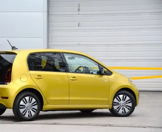 Noleggio Volkswagen Up!. Auto Economica per il noleggio in Grecia ✓ Cauzione di Senza deposito ✓ Opzioni assicurative RCT, FDW, Passeggeri, Furto.