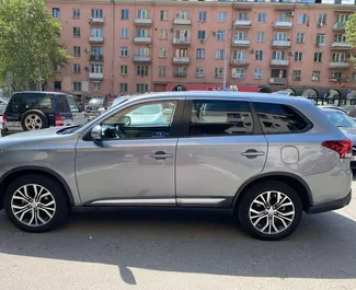 Noleggio auto Mitsubishi Outlander Xl #4165 Automatico a Tbilisi, dotata di motore 2,5L ➤ Da Irakli in Georgia.