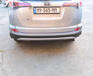 Motore Benzina da 2,5L di Toyota Rav4 2018 per il noleggio a Tbilisi.