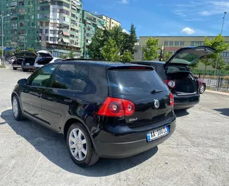 Noleggio auto Volkswagen Golf 5 2007 in Albania, con carburante Diesel e 90 cavalli di potenza ➤ A partire da 26 EUR al giorno.