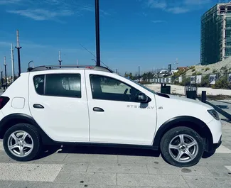 Noleggio auto Dacia Sandero Stepway #4711 Manuale a Tirana, dotata di motore 1,0L ➤ Da Erand in Albania.