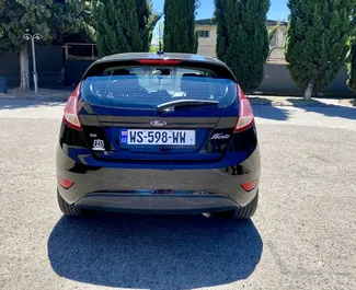 Motore Benzina da 1,6L di Ford Fiesta 2018 per il noleggio a Tbilisi.