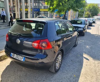 Noleggio Volkswagen Golf. Auto Economica, Comfort per il noleggio in Albania ✓ Cauzione di Deposito di 300 EUR ✓ Opzioni assicurative RCT, CDW, All'estero.