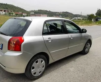 Noleggio Toyota Corolla. Auto Economica, Comfort per il noleggio in Albania ✓ Cauzione di Deposito di 100 EUR ✓ Opzioni assicurative RCT, CDW, SCDW, FDW, Furto.