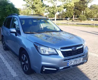 Vista frontale di un noleggio Subaru Forester a Tbilisi, Georgia ✓ Auto #4448. ✓ Cambio Automatico TM ✓ 0 recensioni.