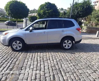 Motore Benzina da 2,5L di Subaru Forester 2014 per il noleggio a Tbilisi.