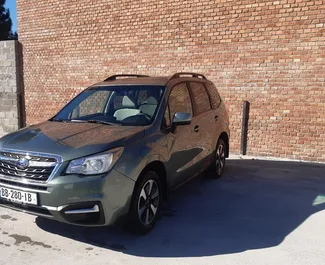 Vista frontale di un noleggio Subaru Forester a Tbilisi, Georgia ✓ Auto #4888. ✓ Cambio Automatico TM ✓ 3 recensioni.