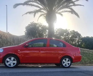 Vista frontale di un noleggio Chevrolet Aveo a Barcellona, Spagna ✓ Auto #4811. ✓ Cambio Manuale TM ✓ 0 recensioni.