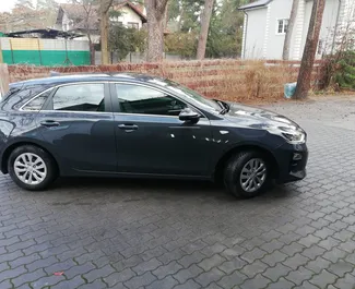 Noleggio auto Kia Ceed 2019 in Spagna, con carburante Benzina e 140 cavalli di potenza ➤ A partire da 50 EUR al giorno.